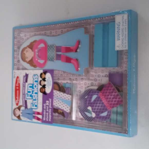 Melissa & Doug Magnetic Dress Up Doll Fun Fashions. (New/Sealed) - Picture 1 of 8